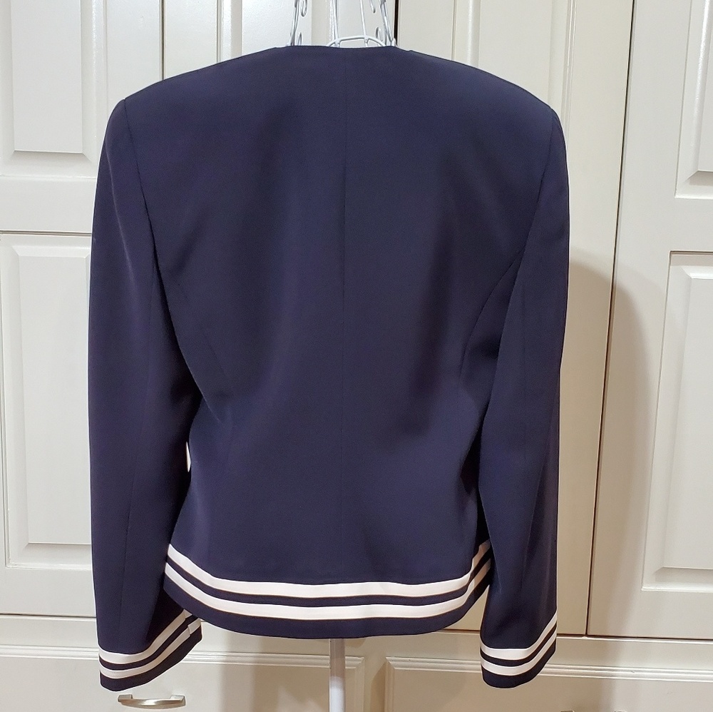 Ellen Tracy Single Button Blazer - image 3